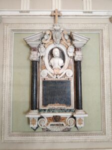 intervento Famiglia Maximo BASILICA DI SAN GIOVANNI IN LATERANO